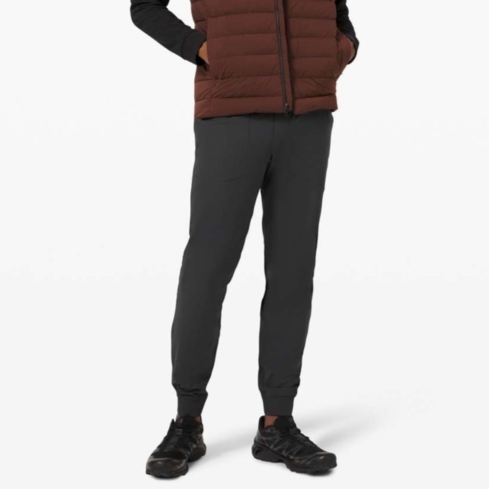 Lululemon sz XS Lululemon ABC Jogger 30" Obsidian great pre owned condition